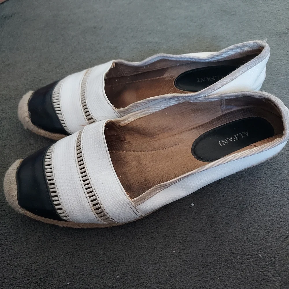 Alfani Urbina Espadrille Low Wedge shoes Size 9 Casual Errands Beachy Everyday